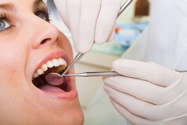 Cách bảo quản răng sứ để gia tăng tuổi thọ cho răng